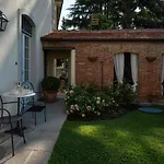 Del Papa ゲストハウス 4*