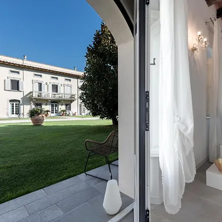 Guest house Del Papa 2*