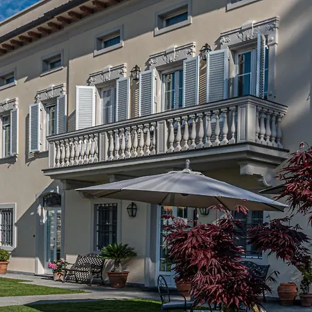 Guest house Del Papa 2*