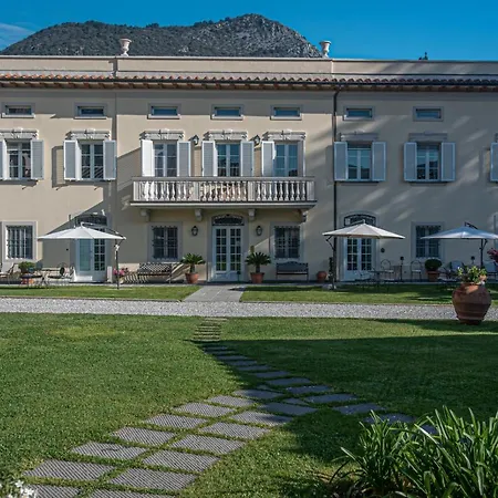 Del Papa Guest house Lucca