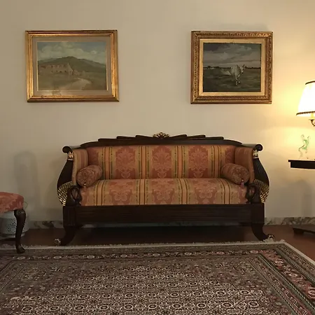 Del Papa 게스트하우스 4*